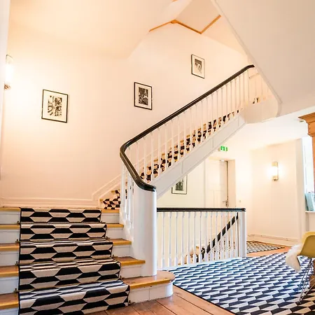 Schloss Harkensee Hotel